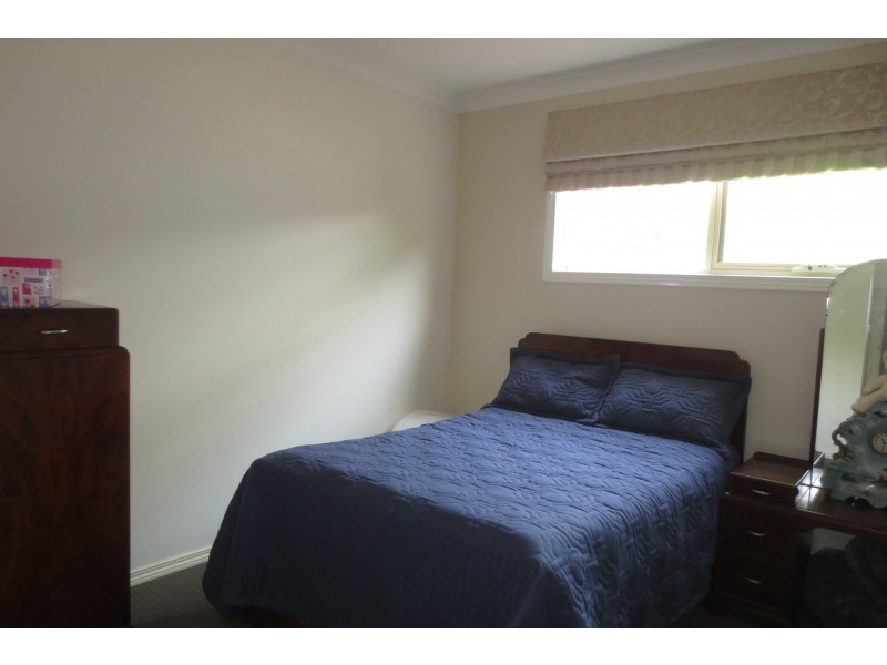 15 Mcintyre Drive, Altona VIC 3018