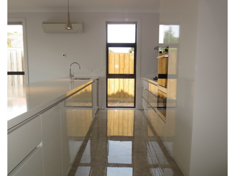 3/22 Rose Street, Altona VIC 3018