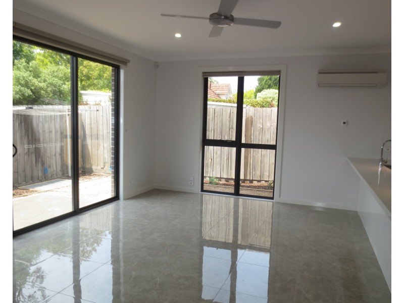 3/22 Rose Street, Altona VIC 3018