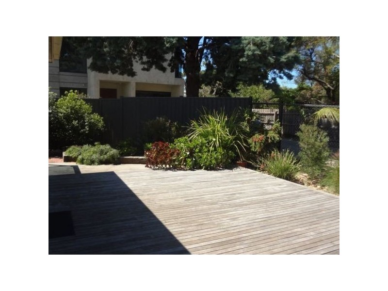 2A Bell Avenue, Altona VIC 3018