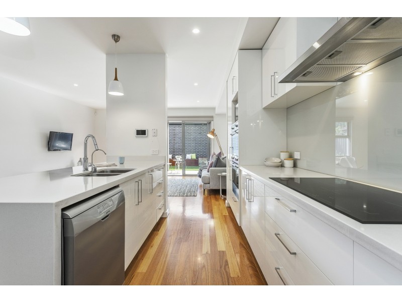 1/7 Webb Street, Altona VIC 3018