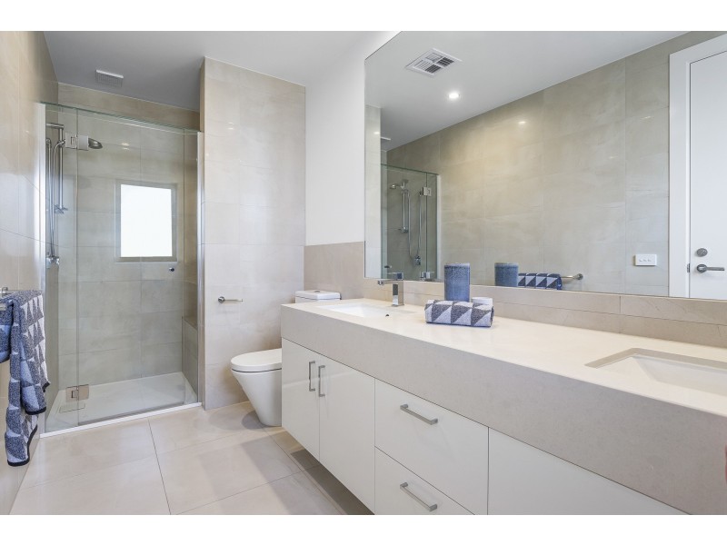 1/7 Webb Street, Altona VIC 3018