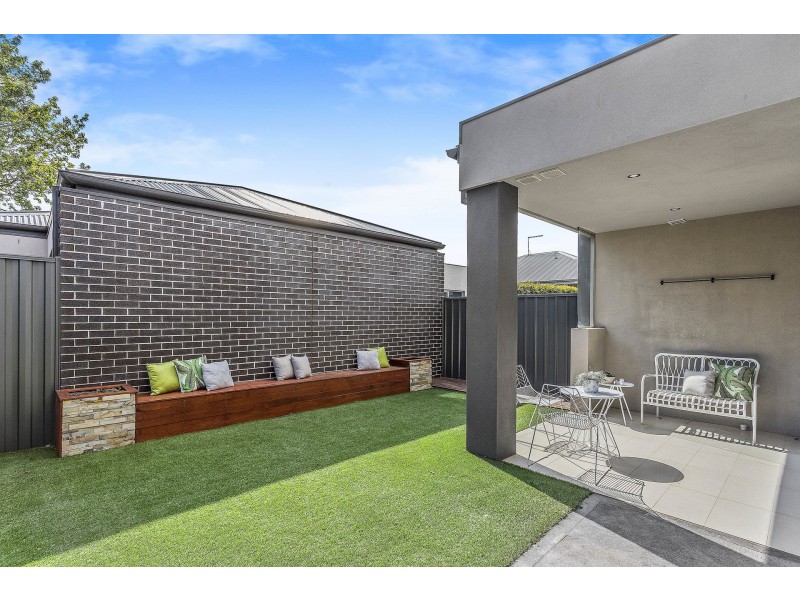 1/7 Webb Street, Altona VIC 3018