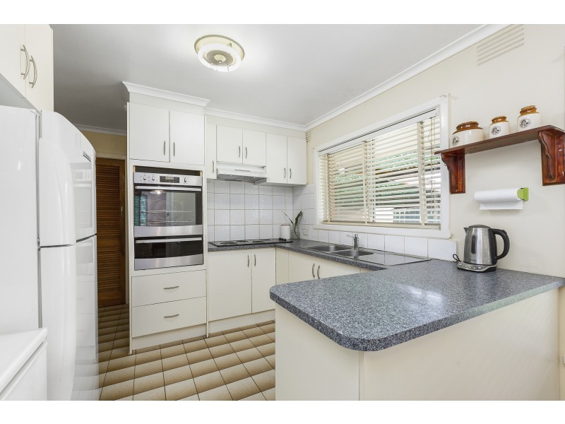 50 Noordenne Avenue, Seaholme VIC 3018