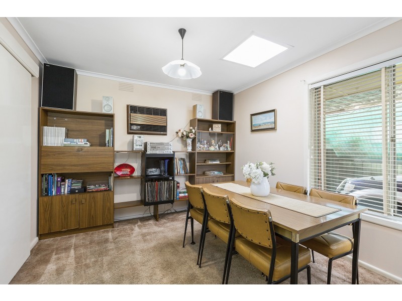 50 Noordenne Avenue, Seaholme VIC 3018