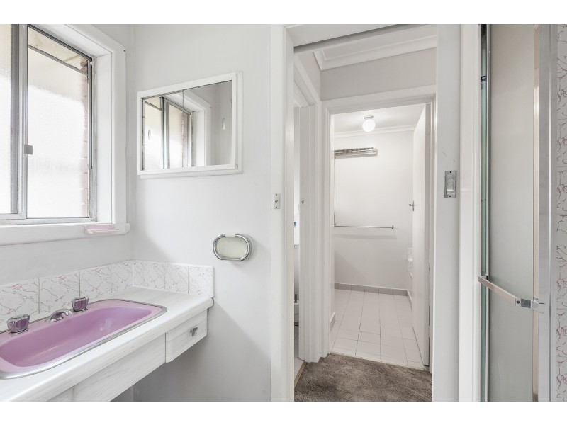 50 Noordenne Avenue, Seaholme VIC 3018