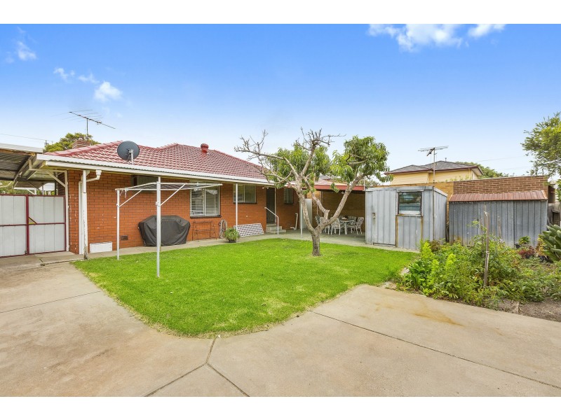 50 Noordenne Avenue, Seaholme VIC 3018
