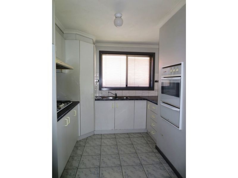 1/174 Victoria Street, Altona Meadows VIC 3028