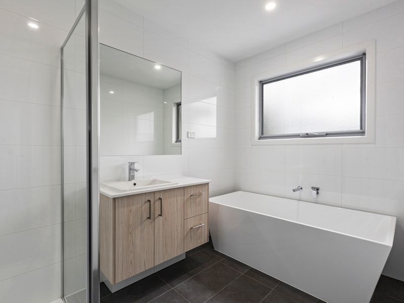 1/14 Lark Street, Altona VIC 3018