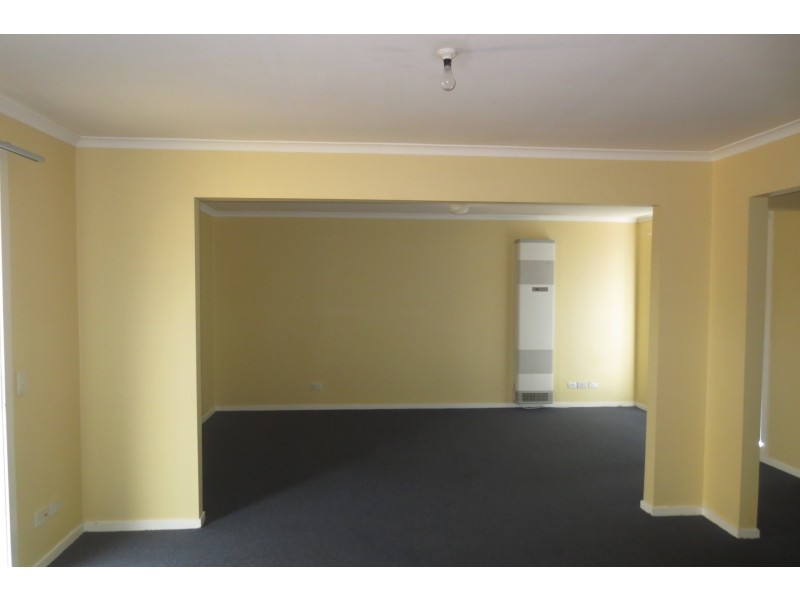 2/144 Victoria Street, Altona Meadows VIC 3028