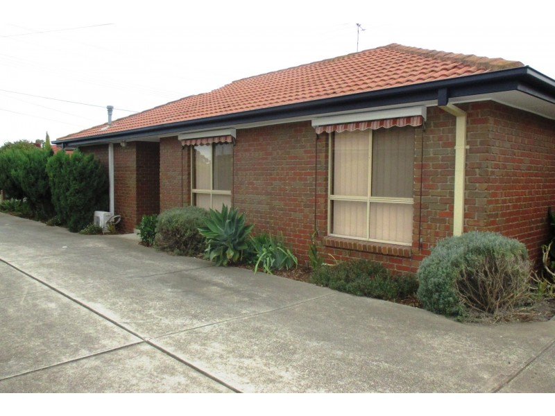 1/9 Balaclava Avenue, Altona Meadows VIC 3028