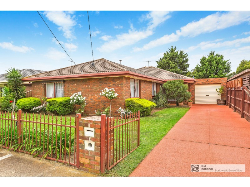 5 Pyramus Place, Altona Meadows VIC 3028