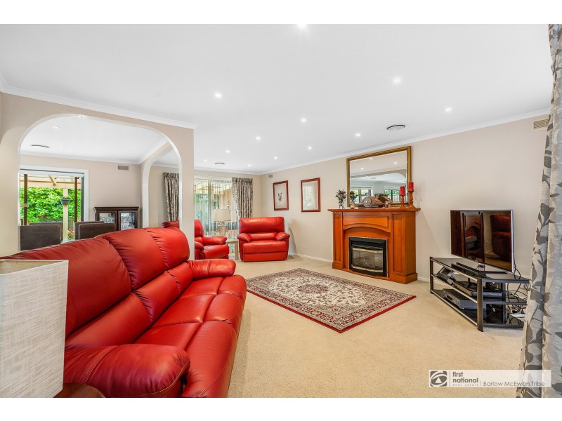5 Pyramus Place, Altona Meadows VIC 3028