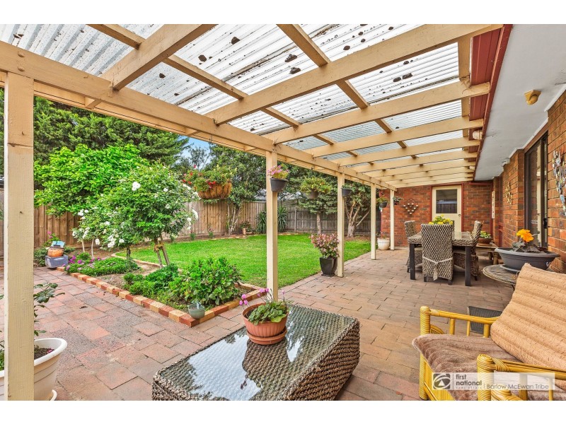 5 Pyramus Place, Altona Meadows VIC 3028