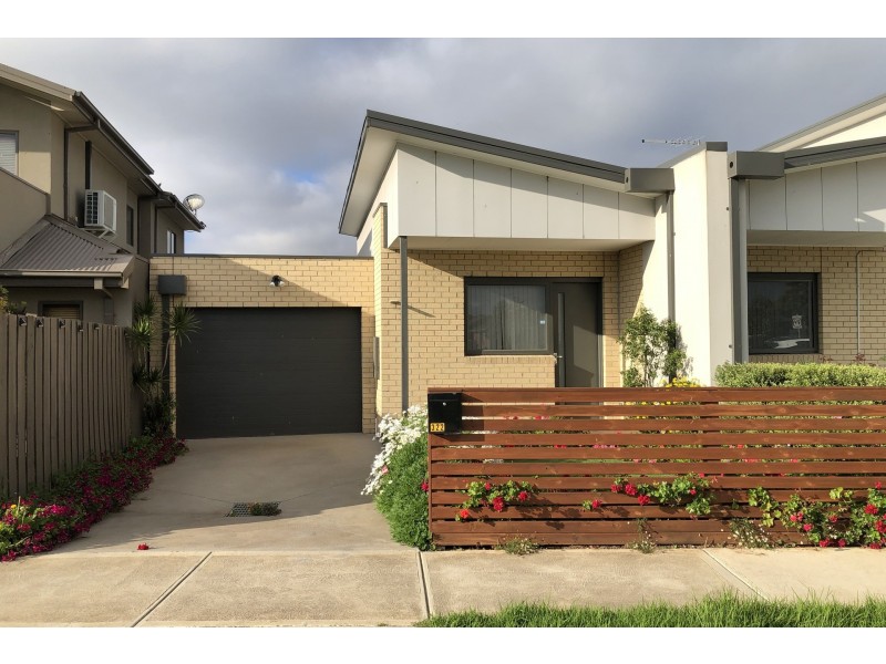 322 Queen Street, Altona Meadows VIC 3028