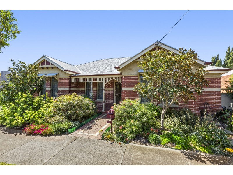 51 Linnet Street, Altona VIC 3018