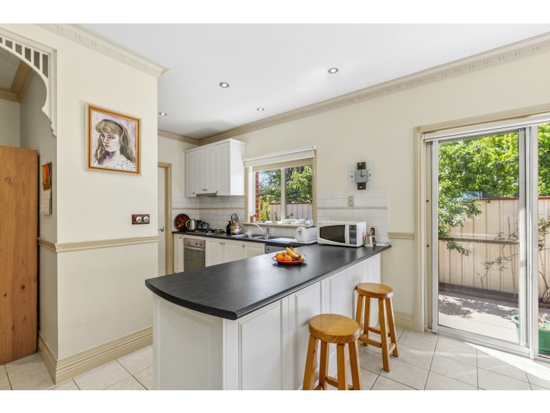 51 Linnet Street, Altona VIC 3018