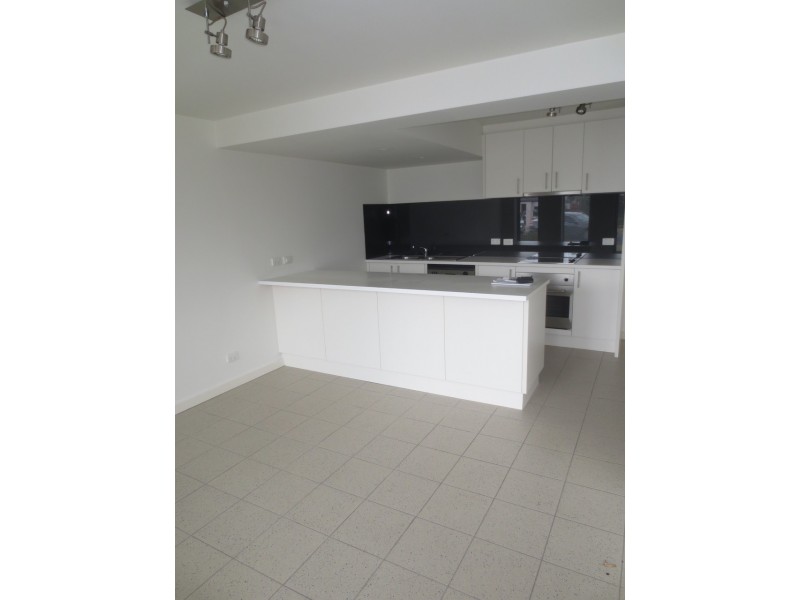 1/163 Queen Street, Altona VIC 3018