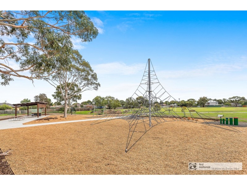 6 Fenfield Street, Altona VIC 3018