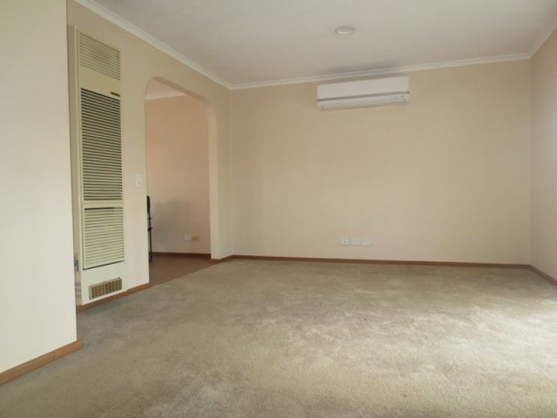 2/19 Romawi Street, Altona VIC 3018