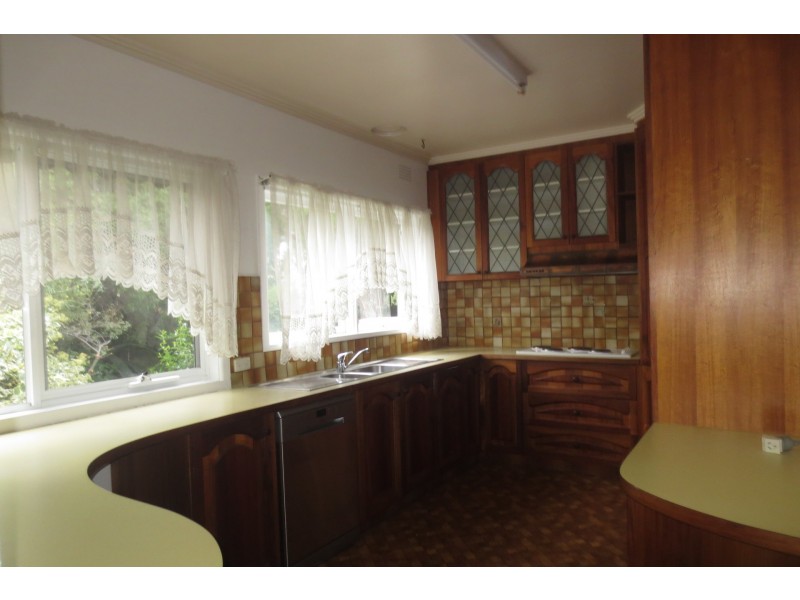 18 Merritt Court, Altona VIC 3018