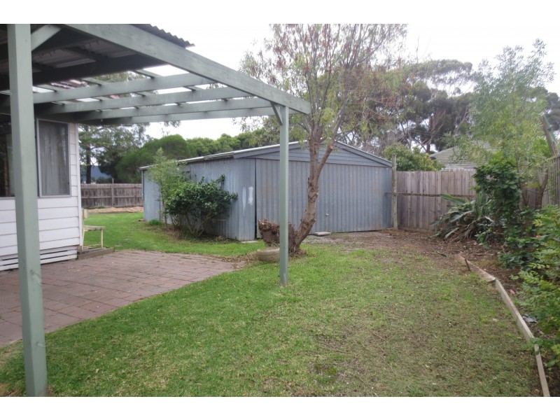 18 Merritt Court, Altona VIC 3018