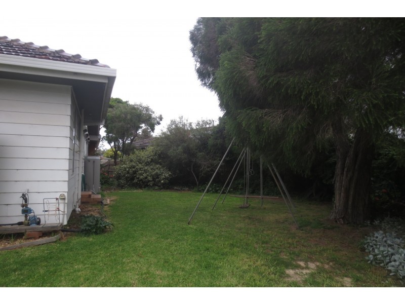 18 Merritt Court, Altona VIC 3018