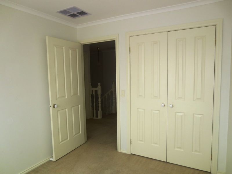 7 The Avenue, Point Cook VIC 3030