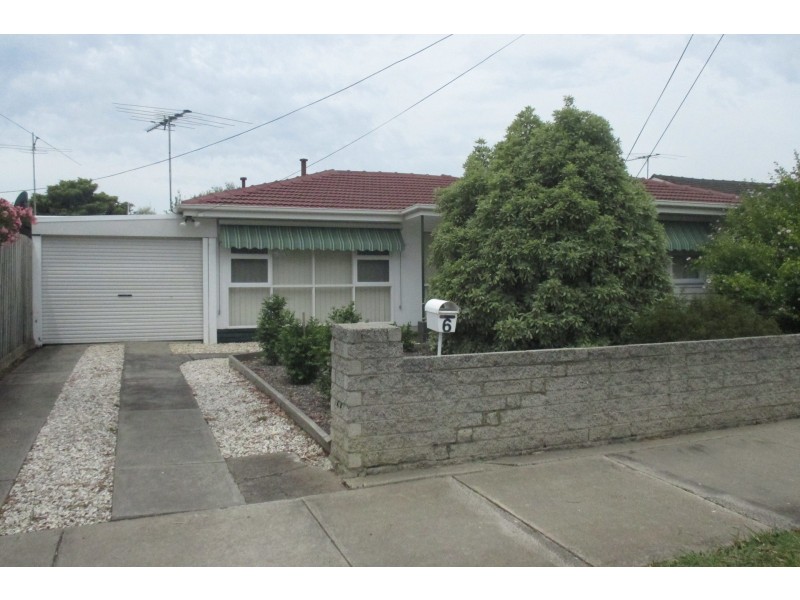 6 Hammond Street, Altona VIC 3018