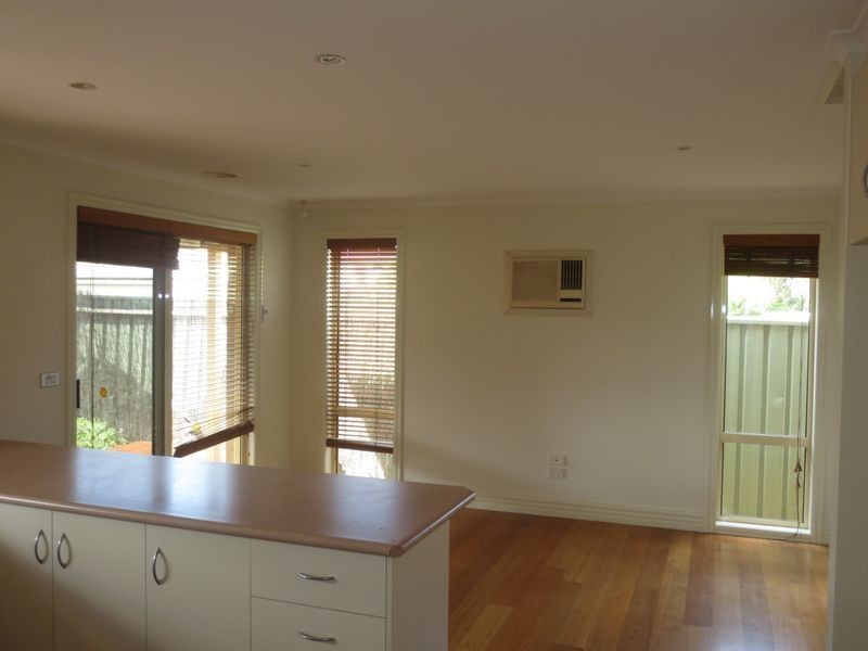 16 Bell Avenue, Altona VIC 3018