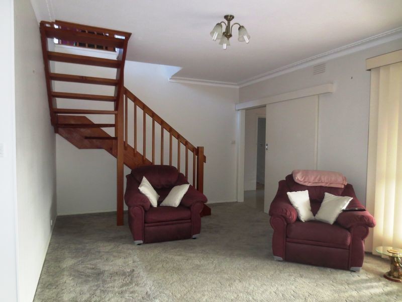 11 Deavey Court, Altona VIC 3018