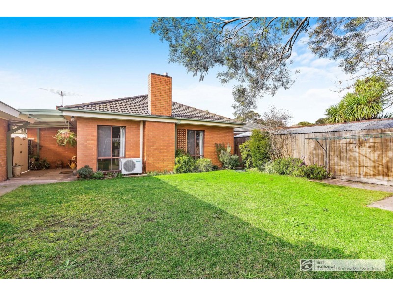 9 Cowra Street, Altona VIC 3018