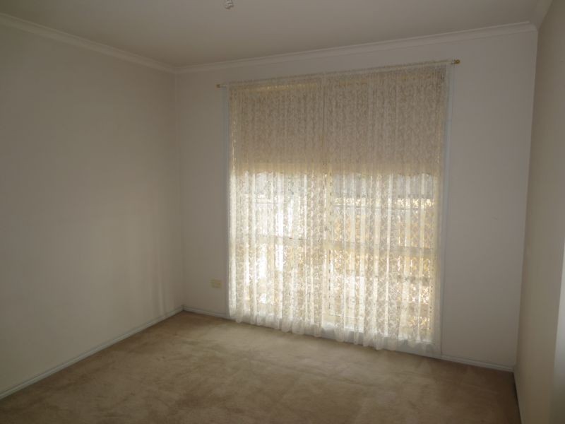 54 Linnet Street, Altona VIC 3018