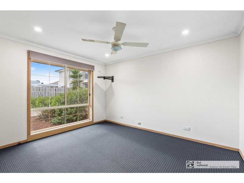2/53 Millers Road, Altona VIC 3018
