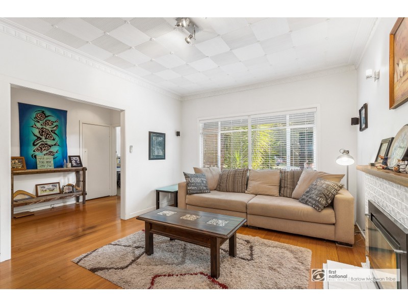32 Fenfield Street, Altona VIC 3018