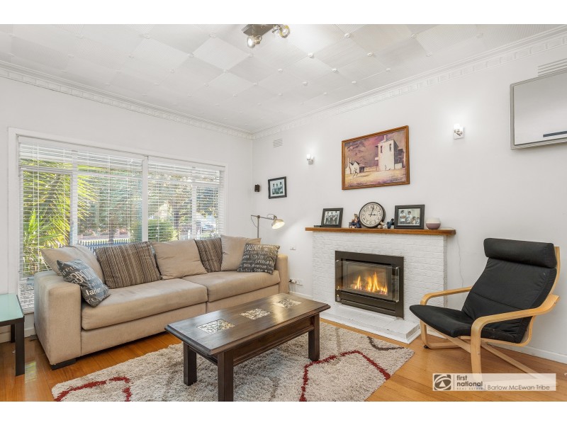 32 Fenfield Street, Altona VIC 3018