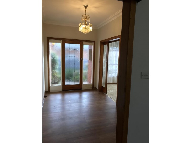 35 Curlew Avenue, Altona VIC 3018