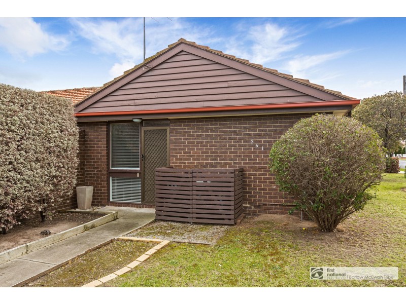 2/261 Civic Parade, Altona VIC 3018