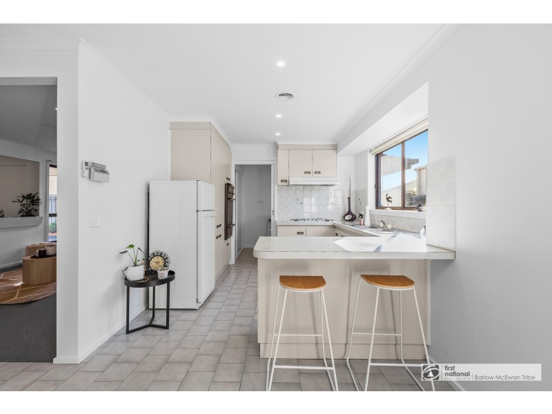 2/28 Mount Street, Altona VIC 3018
