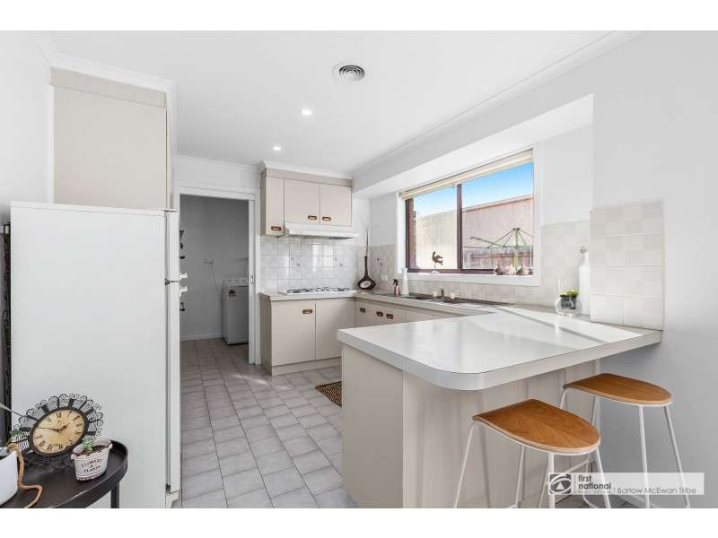 2/28 Mount Street, Altona VIC 3018