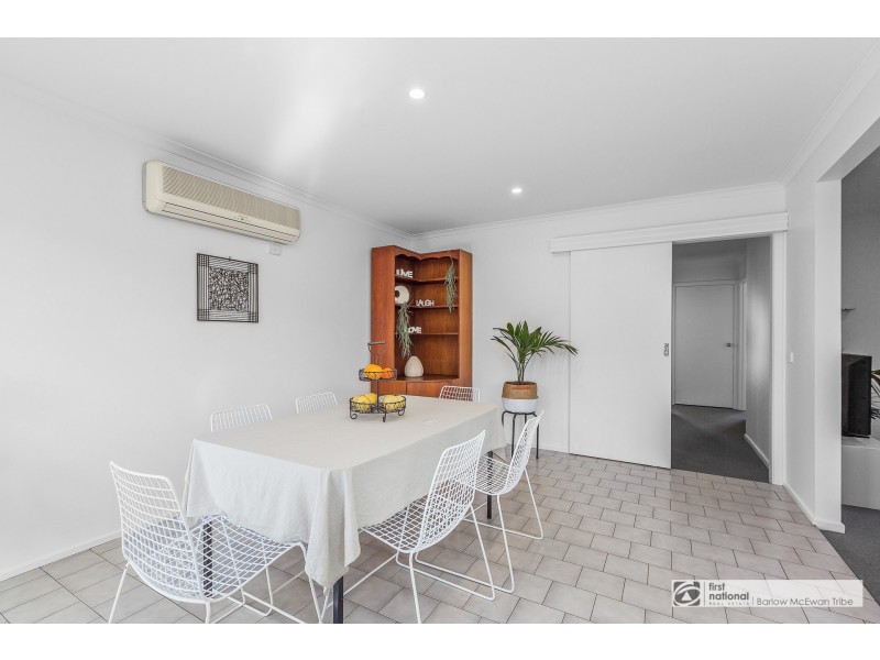 2/28 Mount Street, Altona VIC 3018