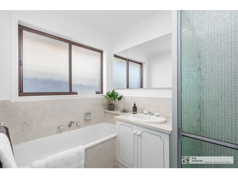 2/28 Mount Street, Altona VIC 3018