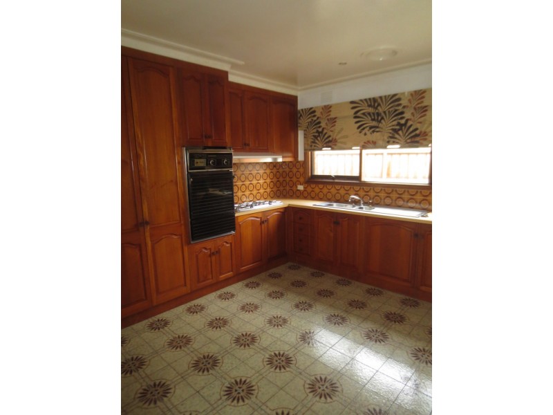 2/15 Upton Street, Altona VIC 3018