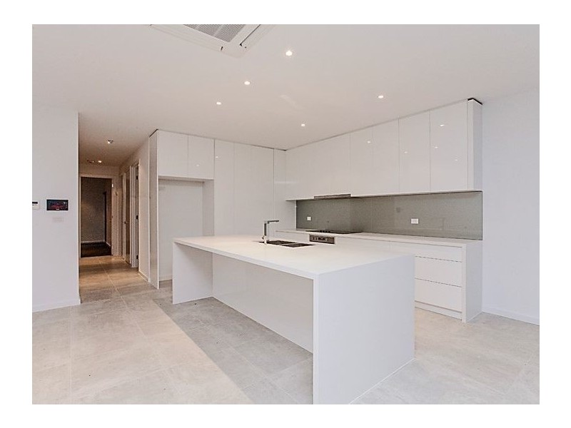 3/99 Pier Street, Altona VIC 3018