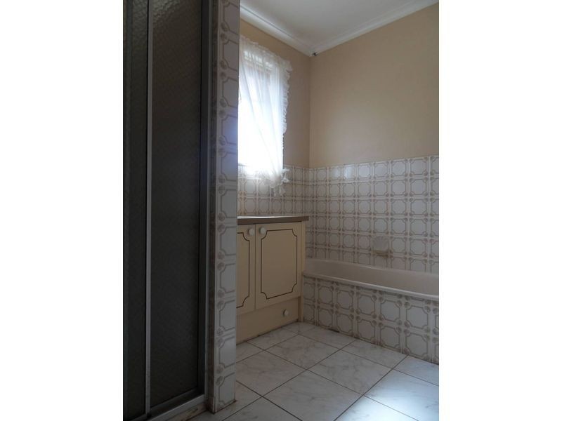 19 Sinns Avenue, Werribee VIC 3030