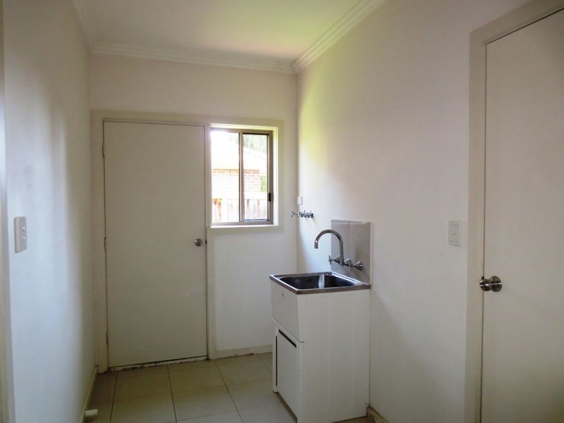 2/32 Civic Parade, Altona VIC 3018