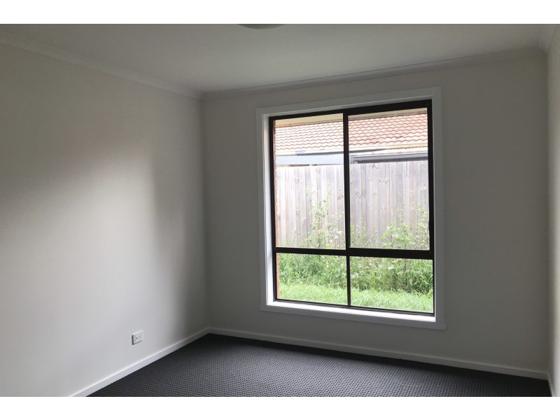 2/31 Kurrajong Drive, Altona Meadows VIC 3028