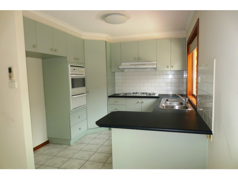 2/19 Upton Street, Altona VIC 3018