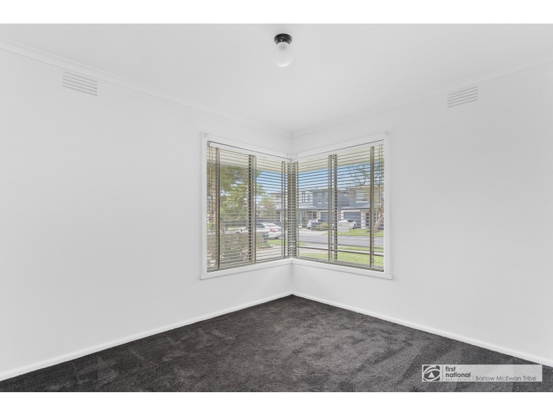 50 Noordenne Avenue, Seaholme VIC 3018