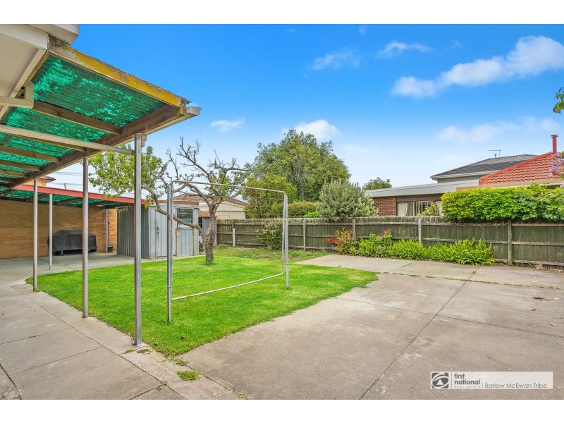 50 Noordenne Avenue, Seaholme VIC 3018